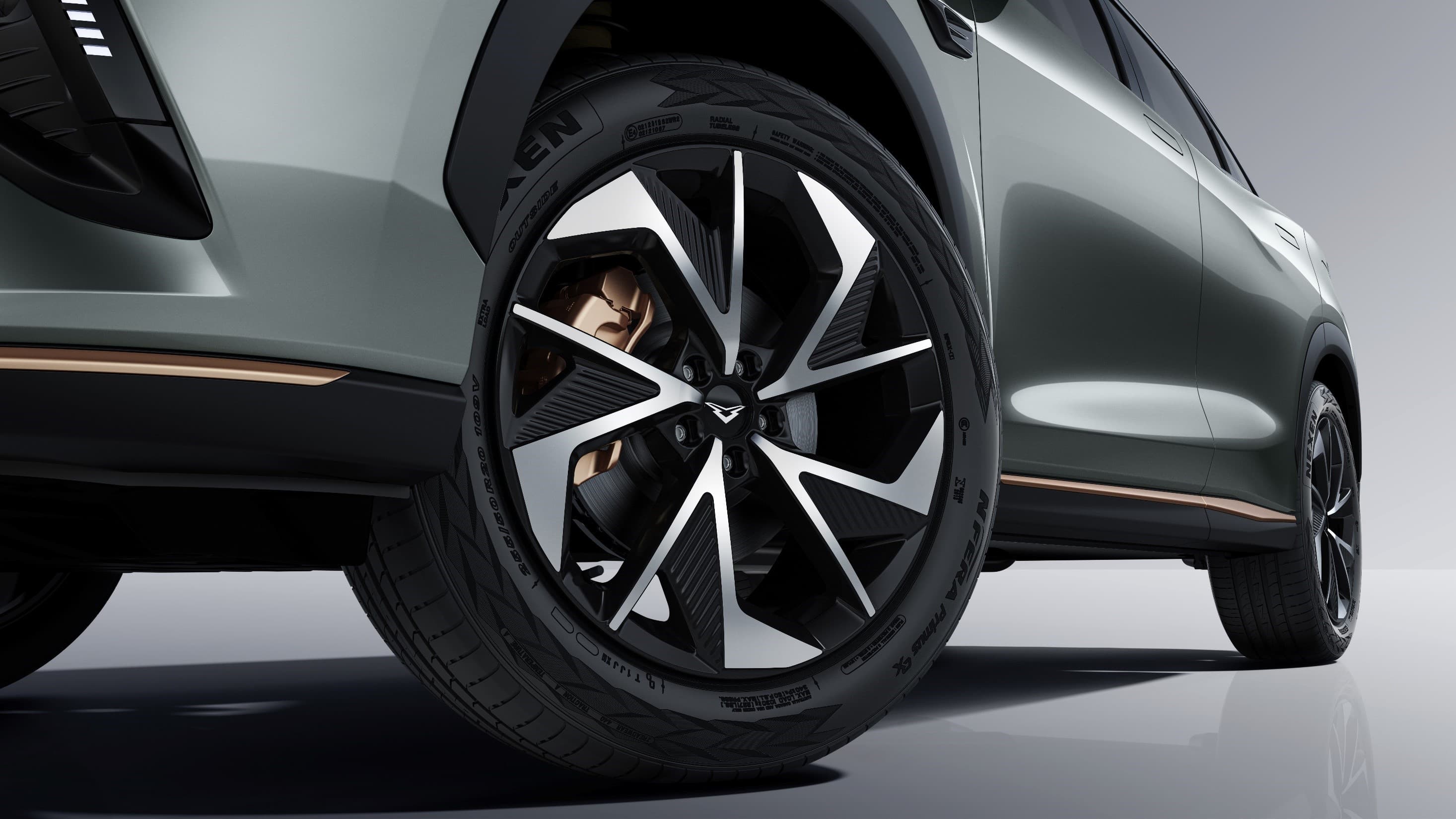 20 inch aluminum alloy wheel hub